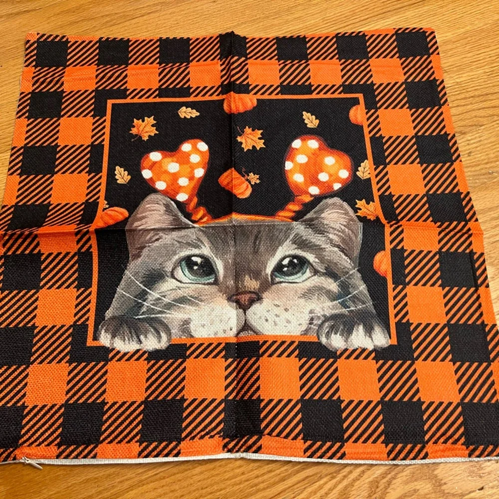 Plaid Cat Print Pillow Cover